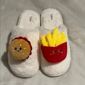 Ardene White Kids One Piece Slippers with Burger and Fries